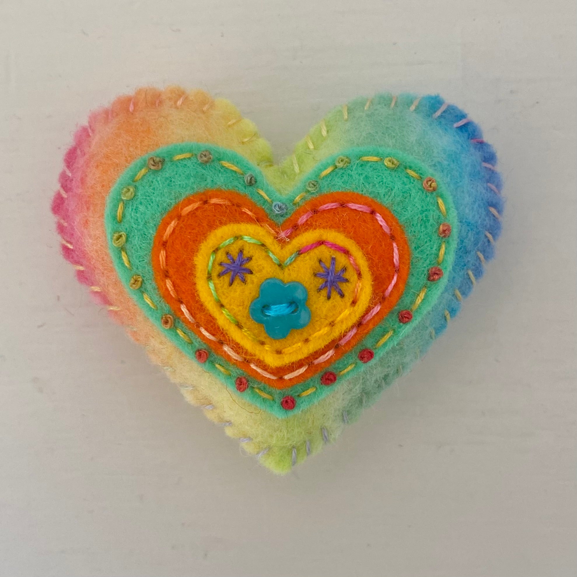 Pocket Heart - Embellished (6cm)