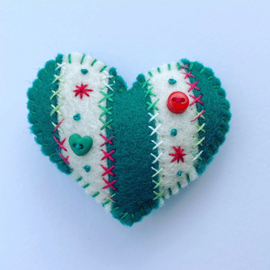Pocket Heart Stripey - Christmas (6cm)