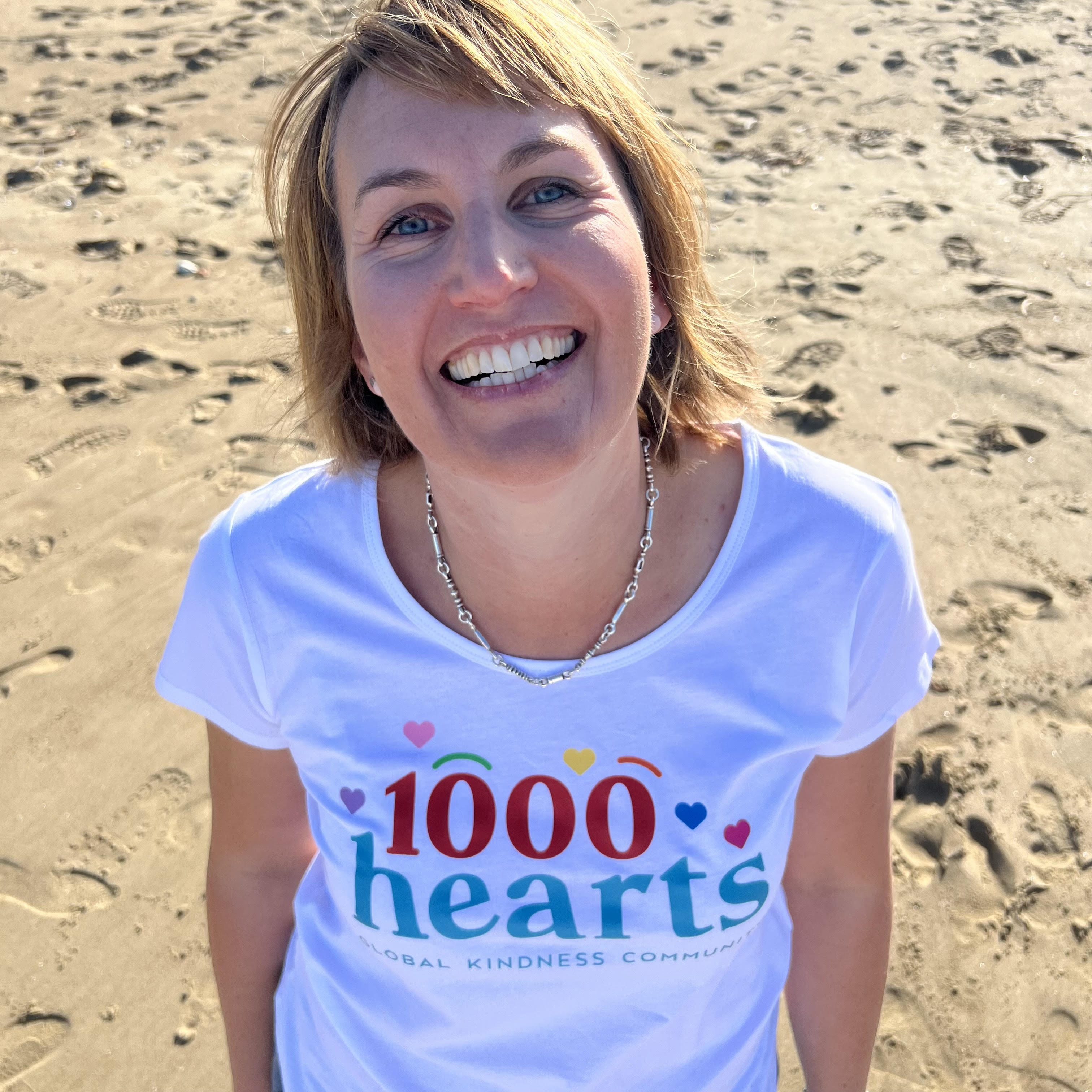 T-Shirt - Scoop Neck (women&