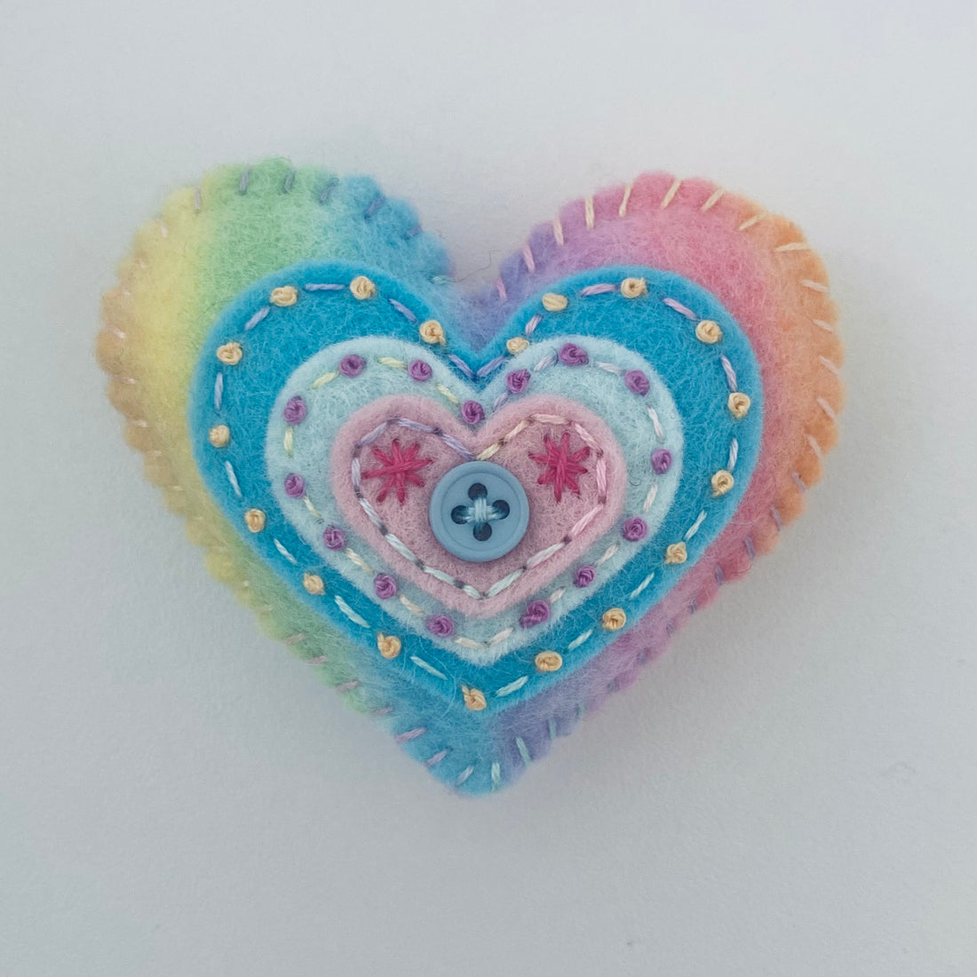 Pocket Heart - Embellished (6cm)