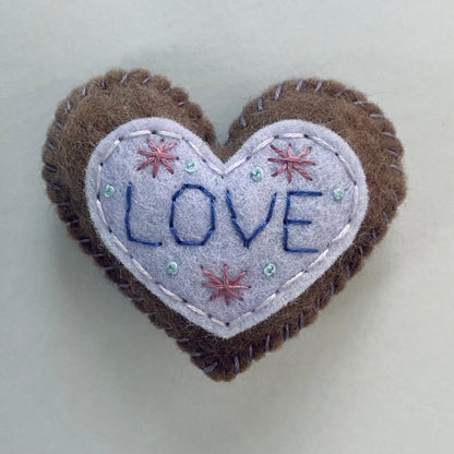 Pocket Heart - Embellished (6cm)