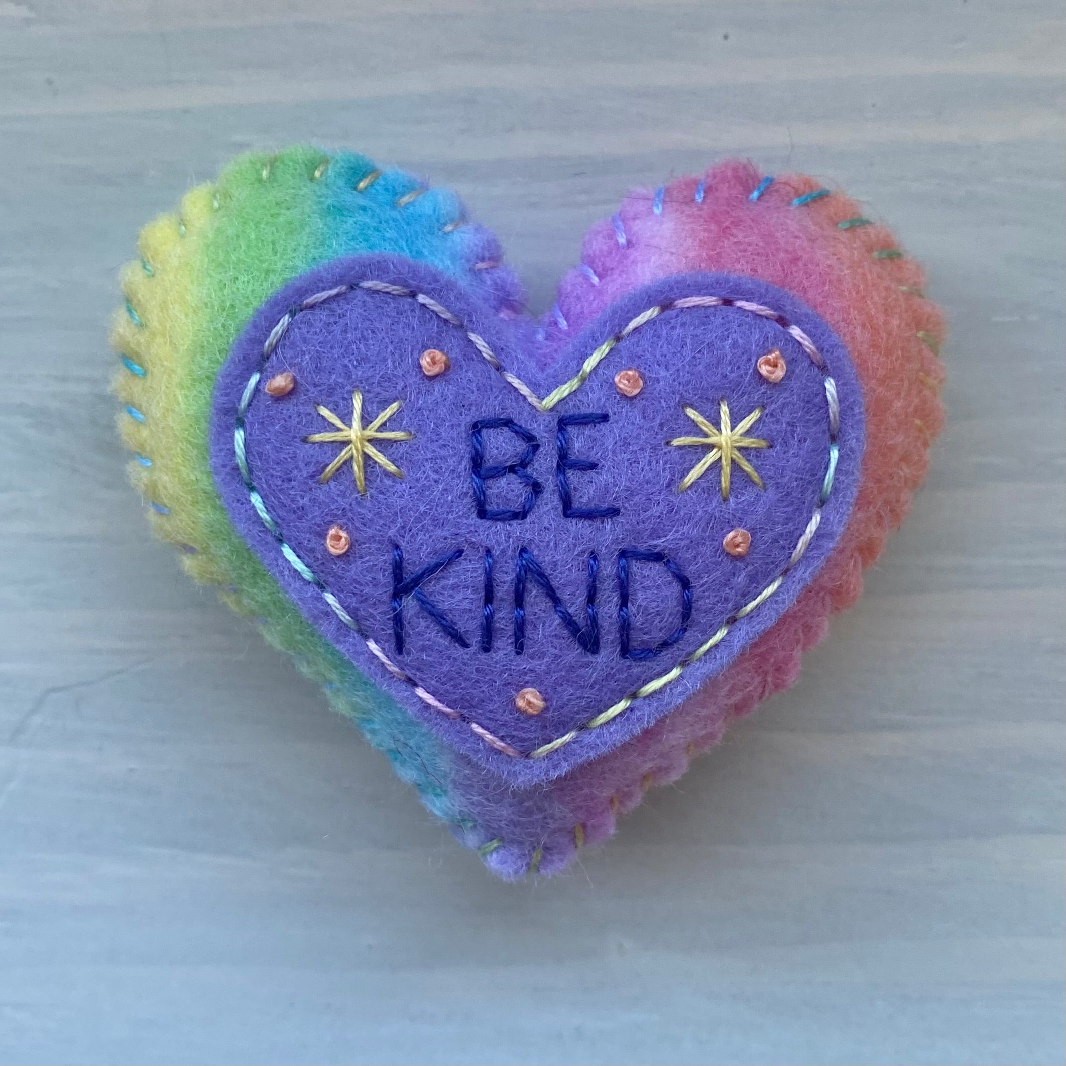 Pocket Heart - BE KIND (6cm)