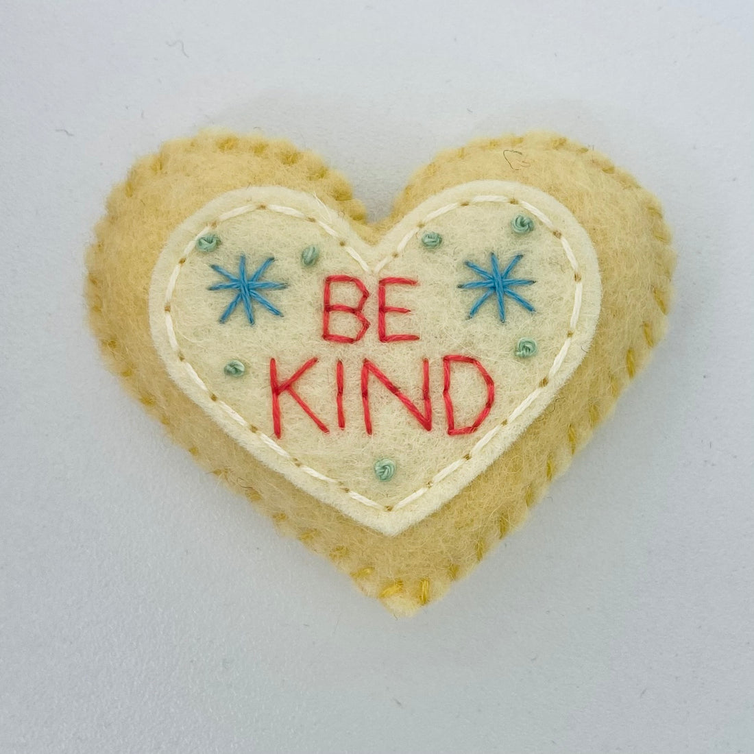 Pocket Heart - BE KIND (6cm)
