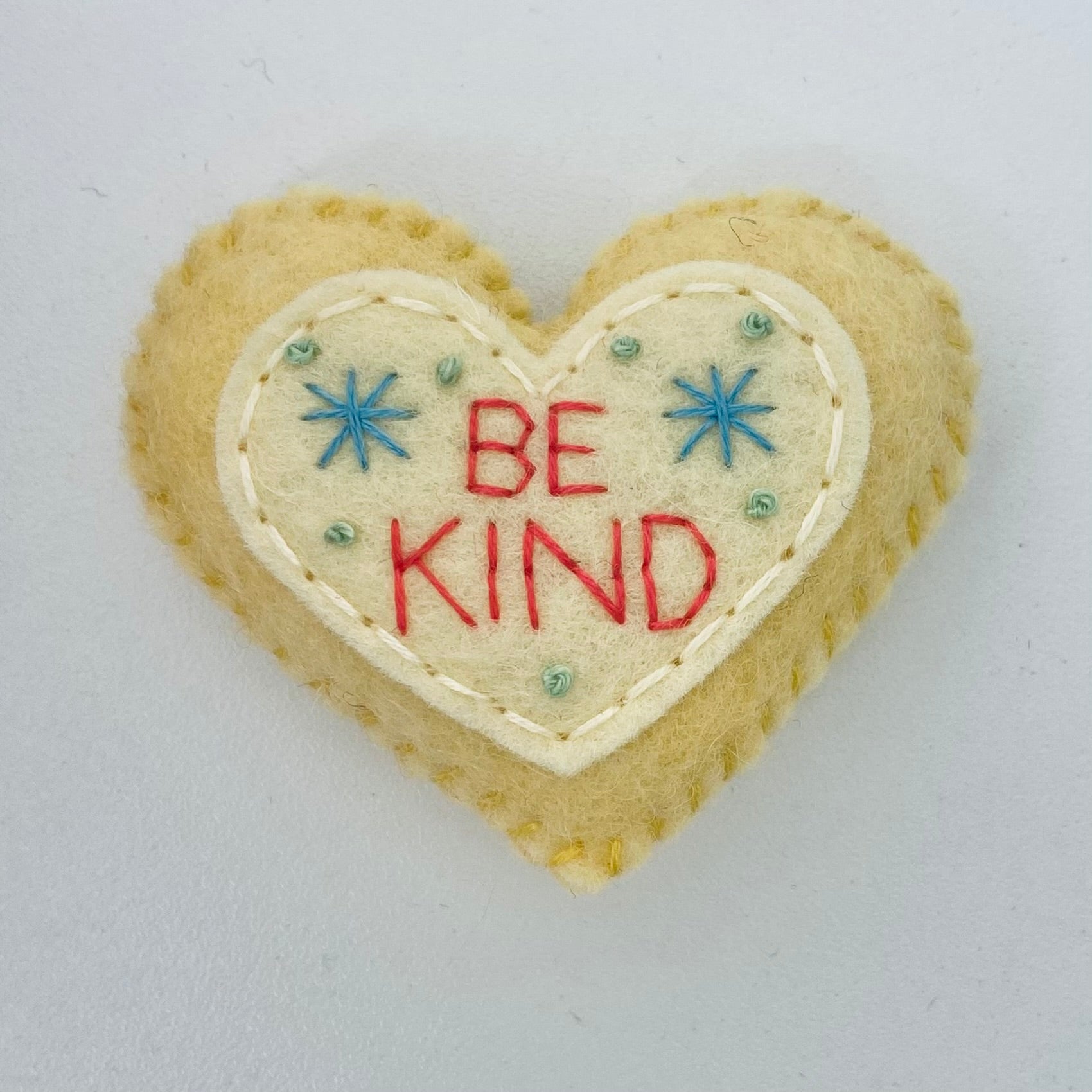 Pocket Heart - BE KIND (6cm)