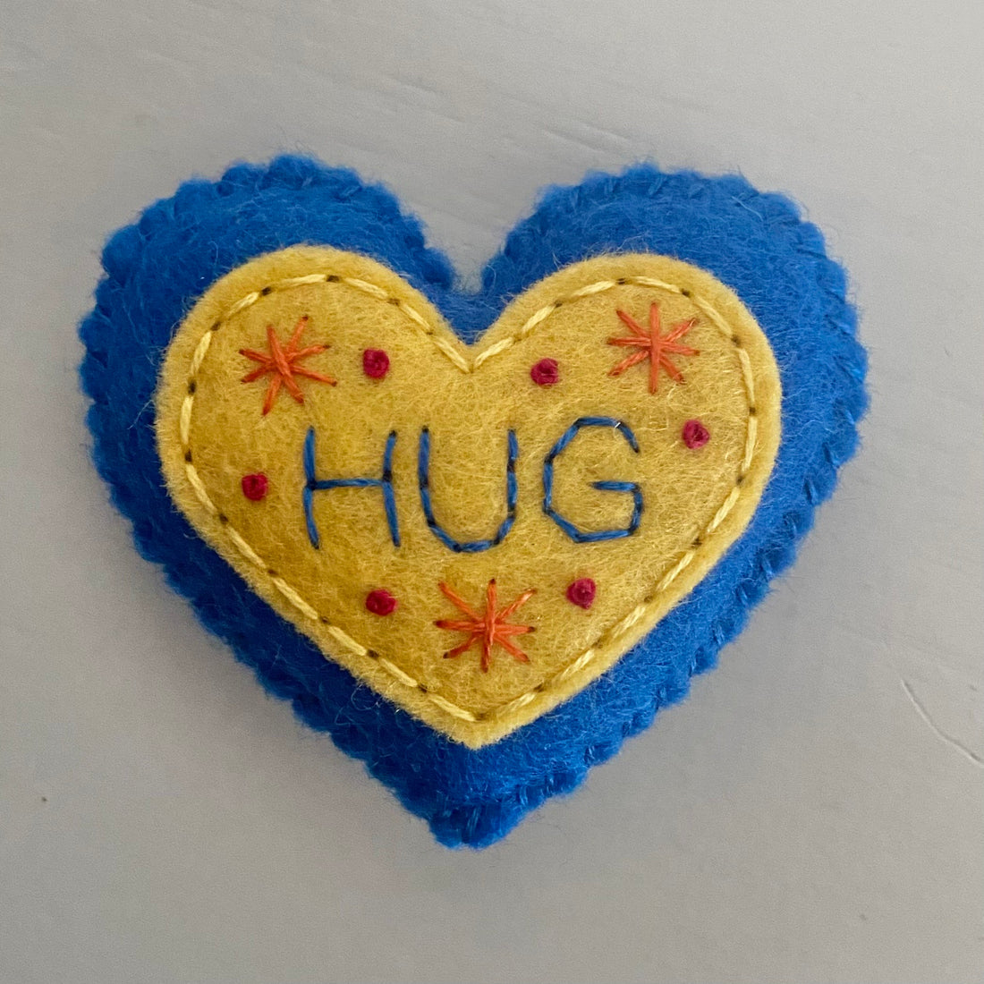 Pocket Heart - HUG (6cm)