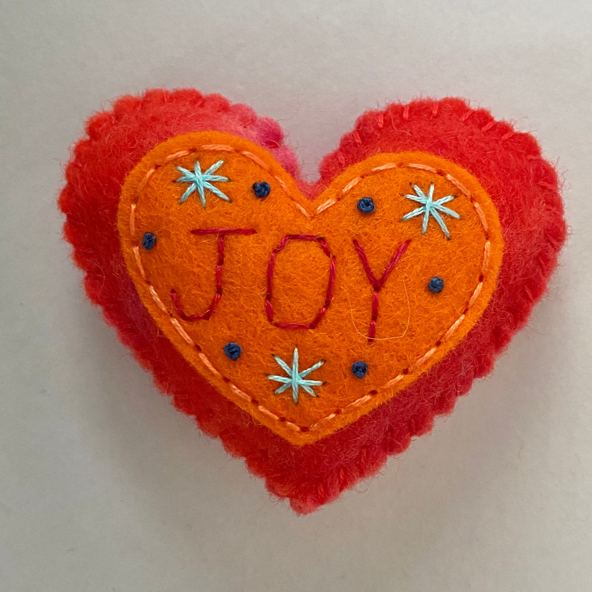 Pocket Heart - Embellished (6cm)
