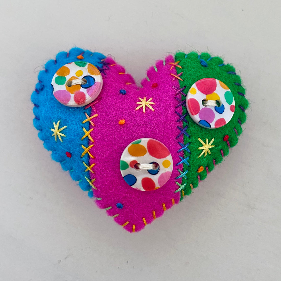 Pocket Heart Stripey - Happy (6cm)