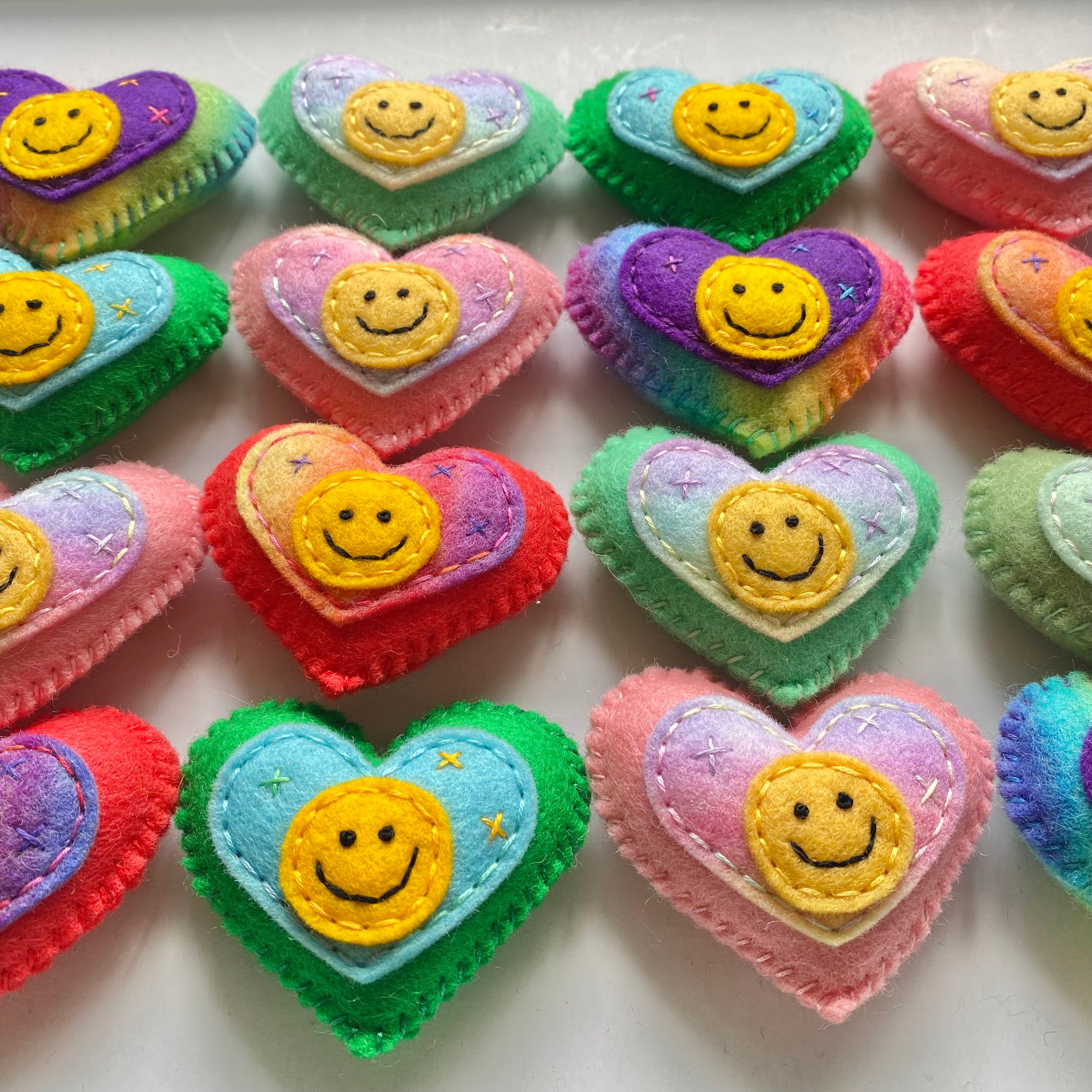 Pocket Heart - Smiley Face (6cm)