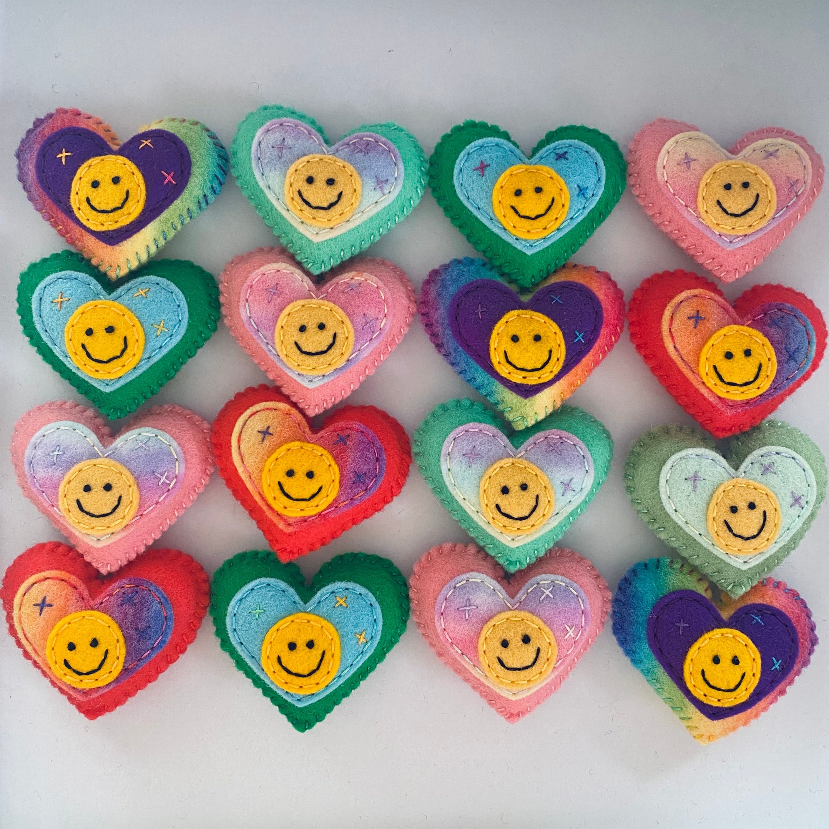 Pocket Heart - Smiley Face (6cm)