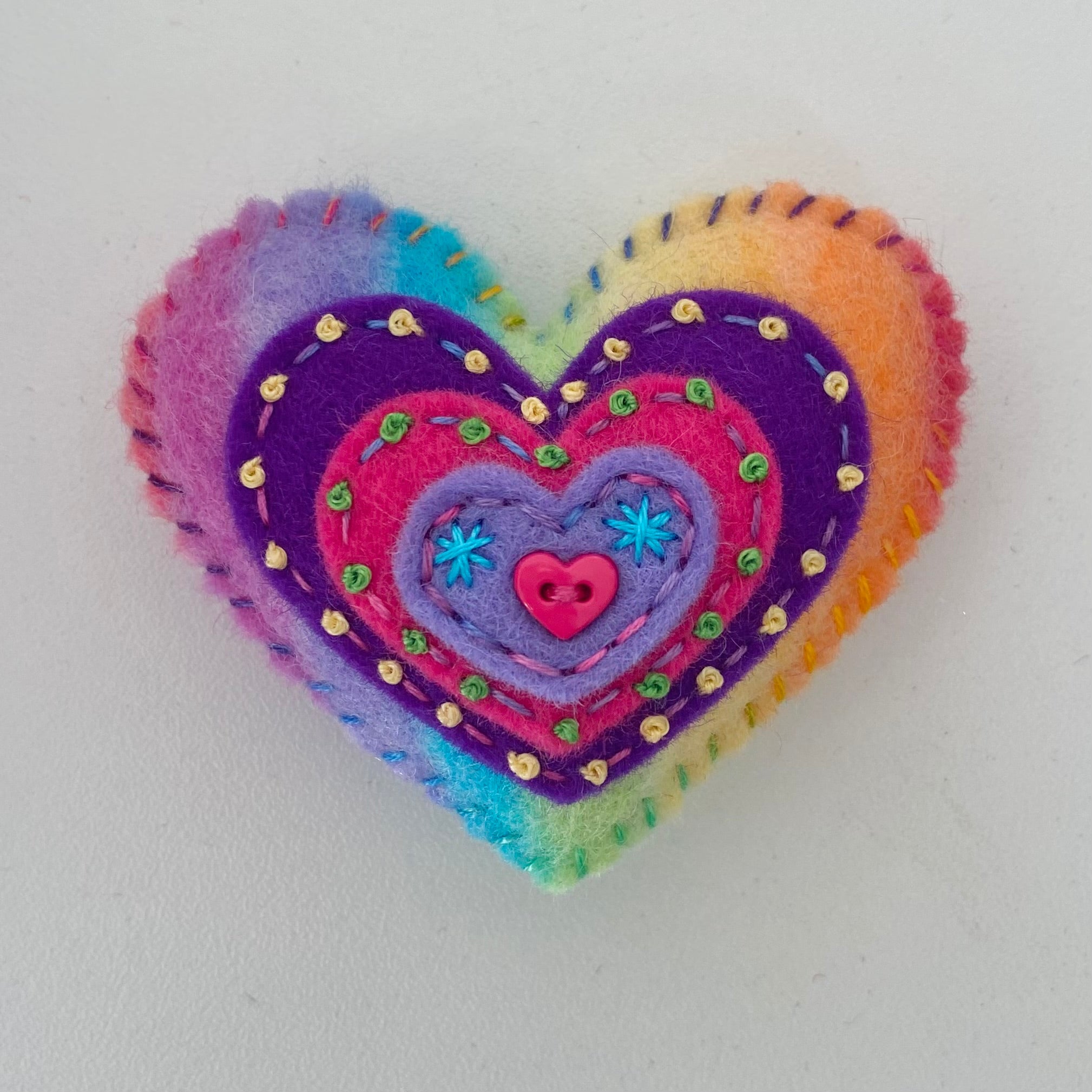Pocket Heart - Embellished (6cm)