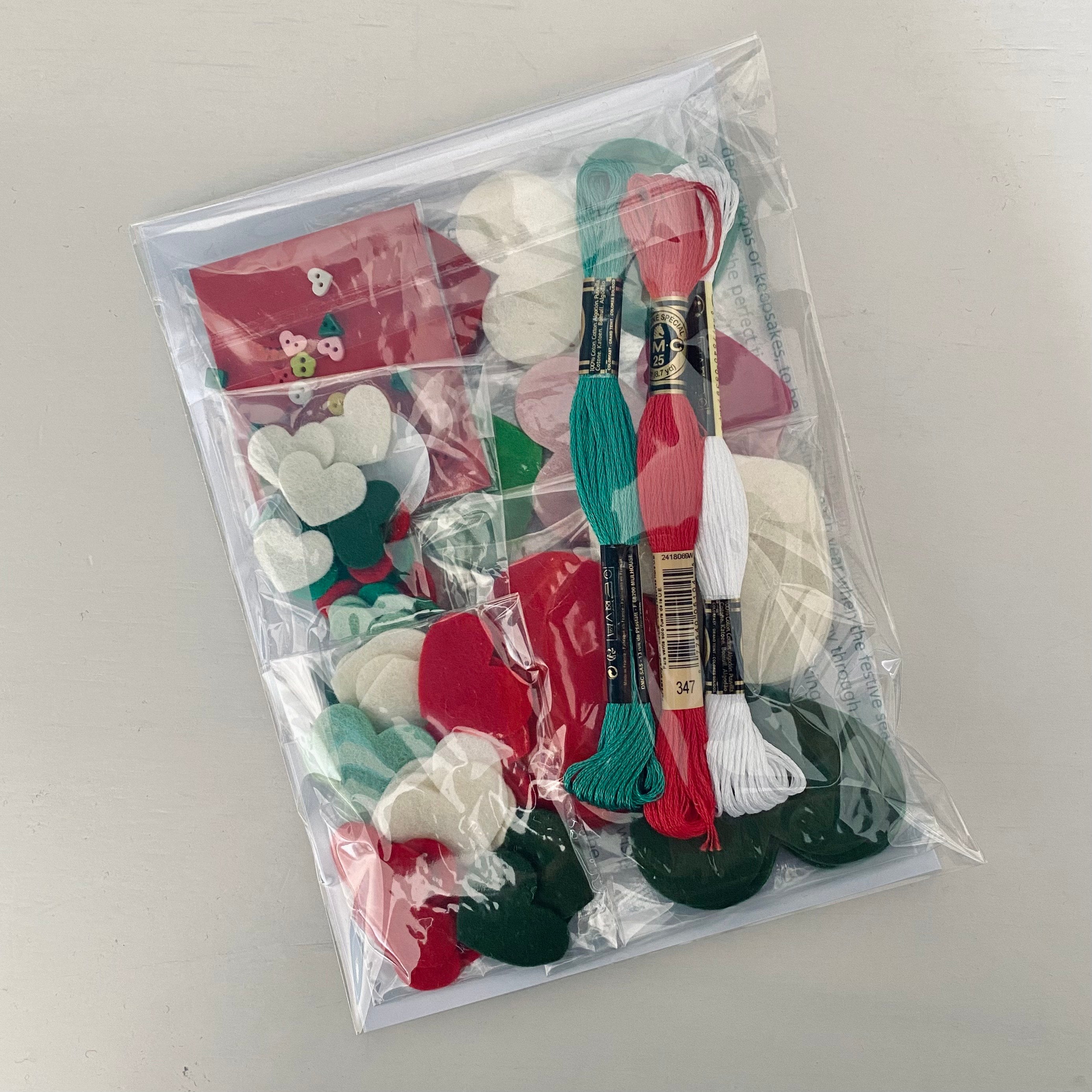 Kit - Christmas Embellished Hearts