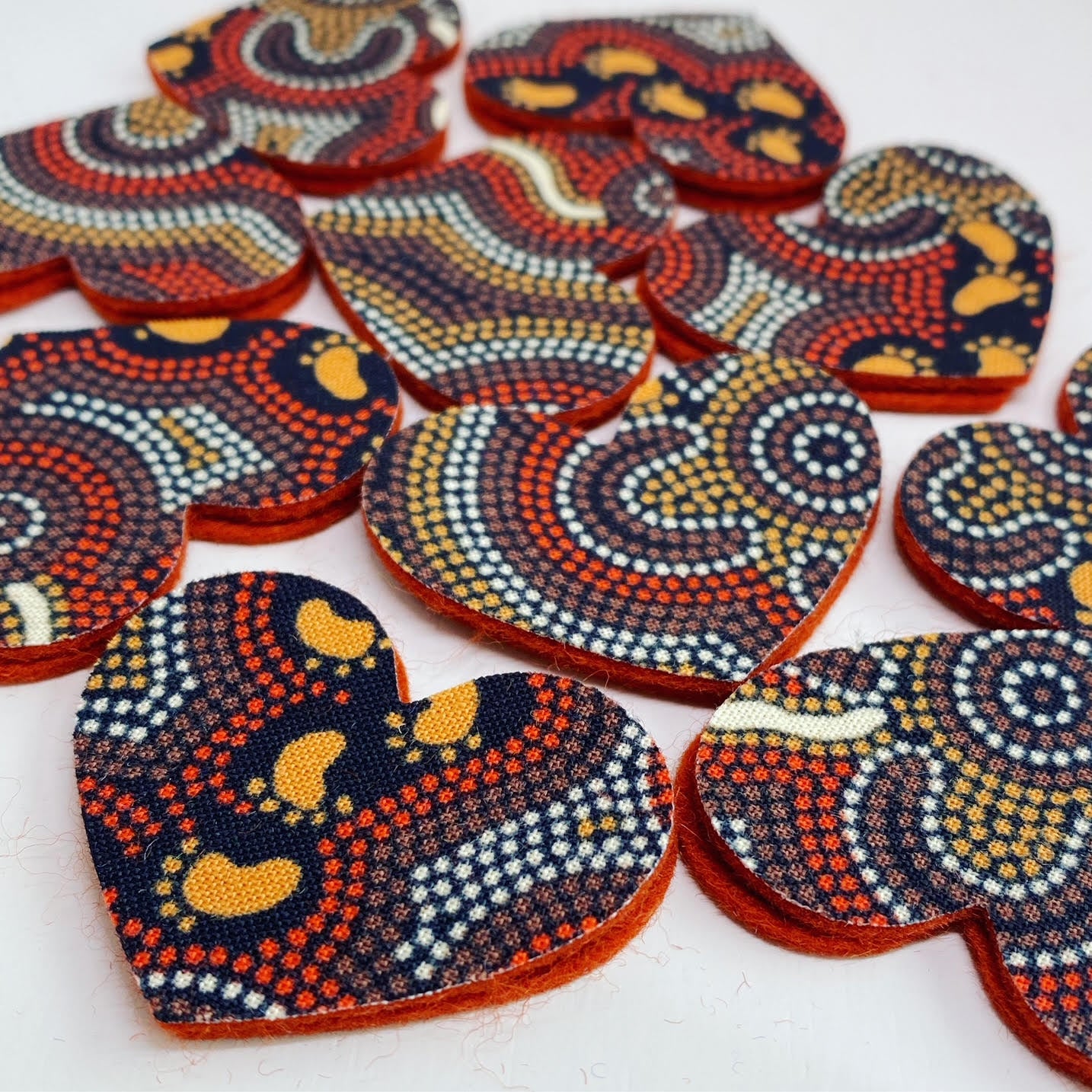 ABORIGINAL ART PRINTS Fabric Pre-Cut Hearts